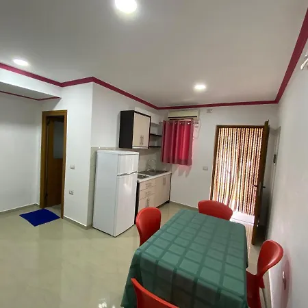 Apartment's Landi *
